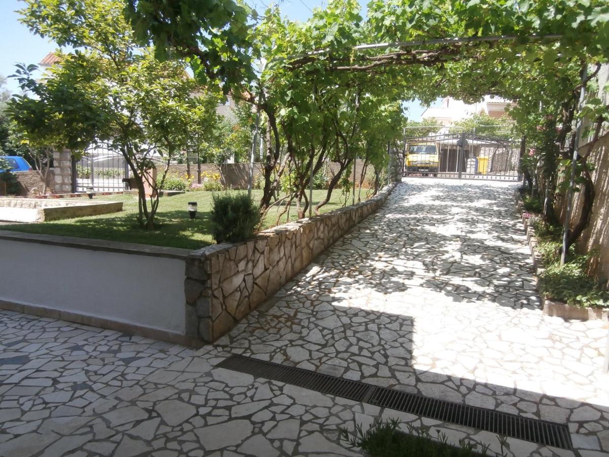 Apartments Mira Krk 크르크 외부 사진