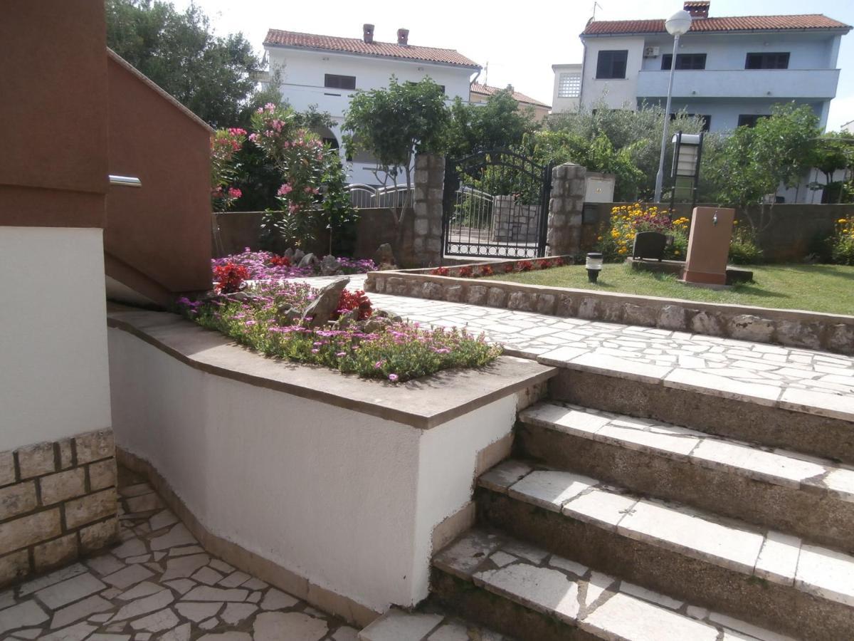Apartments Mira Krk 크르크 외부 사진