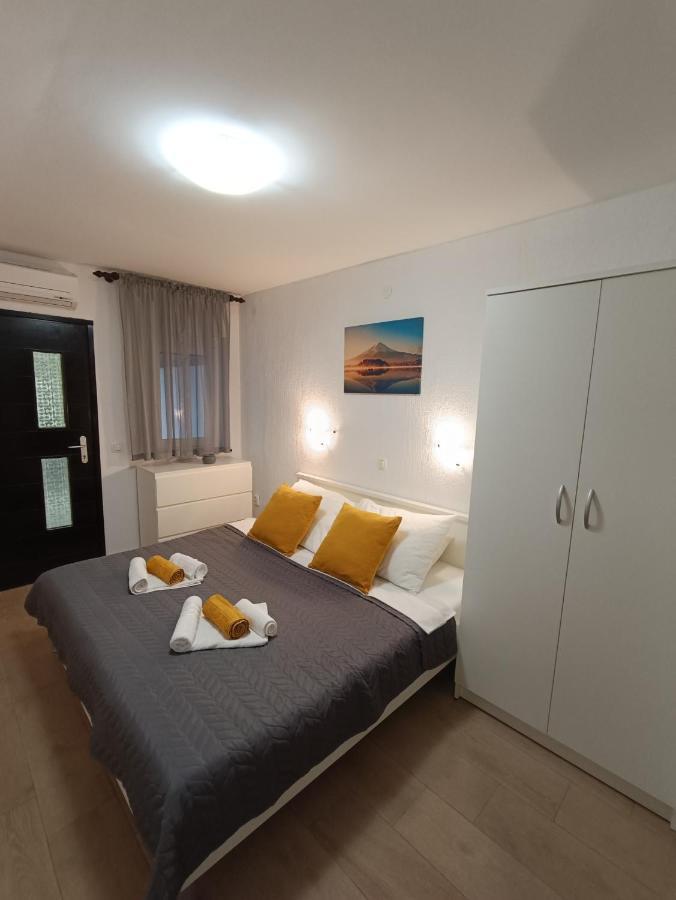 Apartments Mira Krk 크르크 외부 사진